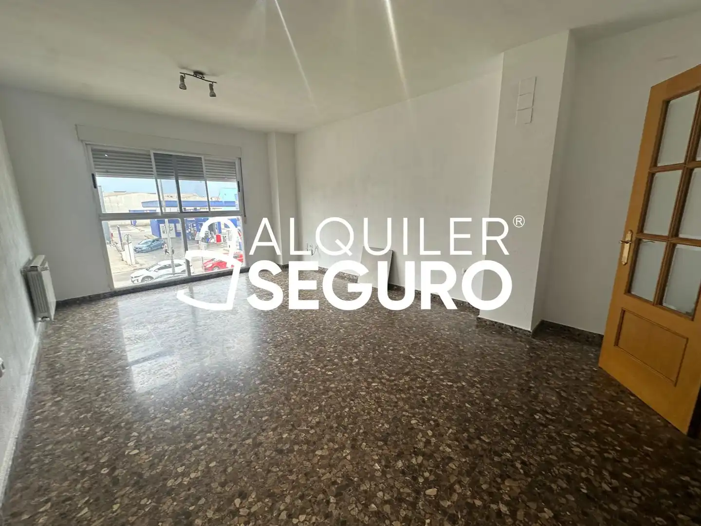 Piso de alquiler en Meliana con Calefacción