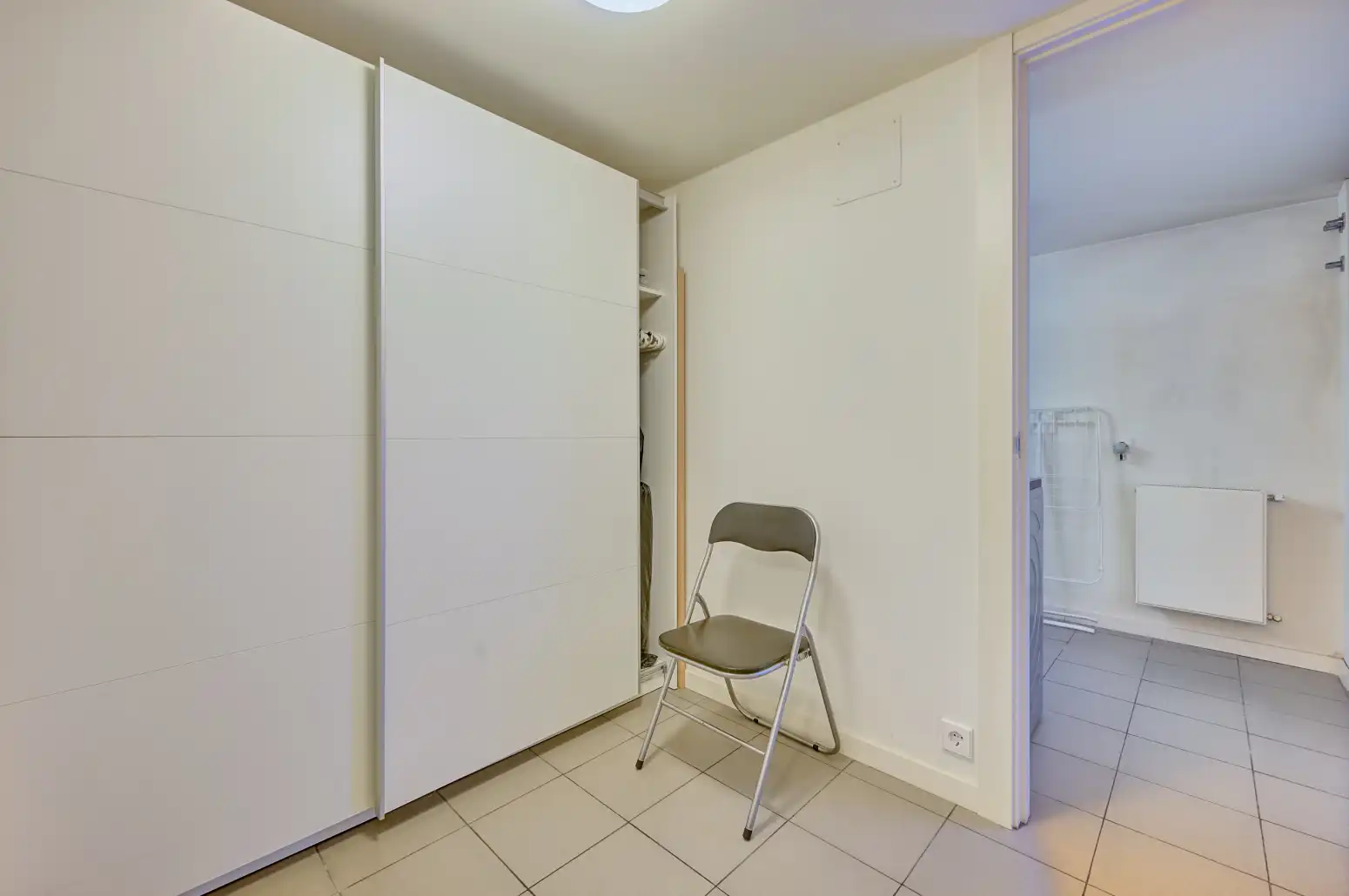 Habitación de Casa adosada en venta en  Pamplona / Iruña con Calefacción, Jardín privado y Parquet