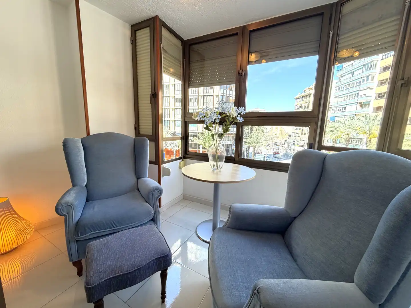 Sala de estar de Piso de alquiler en Alicante / Alacant con Aire acondicionado, Terraza y Amueblado