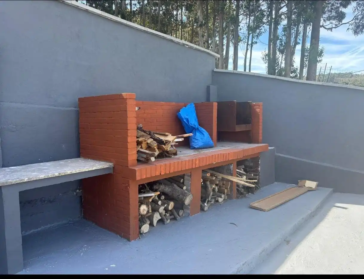 Terrassa de Casa o xalet de lloguer en Carballo amb Calefacció, Jardí privat i Moblat
