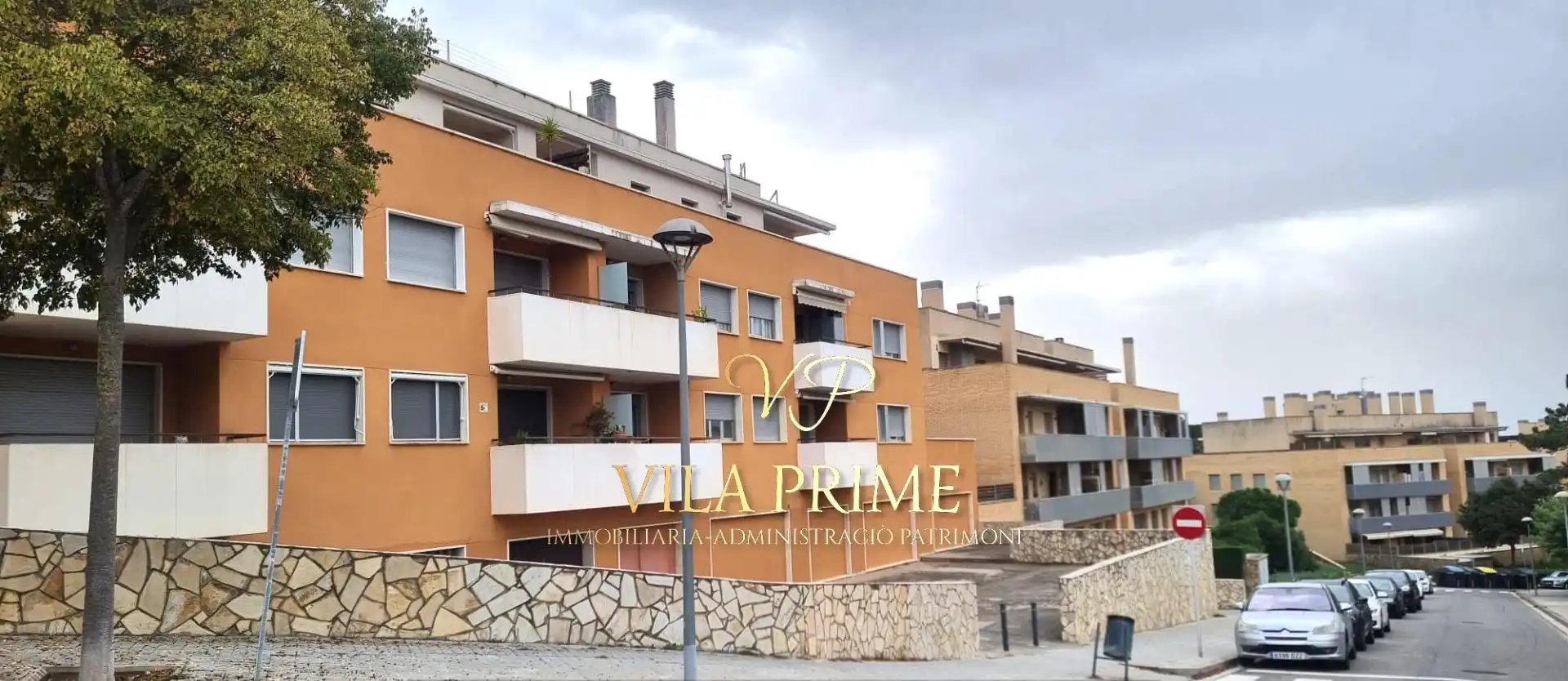 Vista exterior de Dúplex en venda en Sant Feliu de Guíxols amb Aire condicionat, Calefacció i Jardí privat