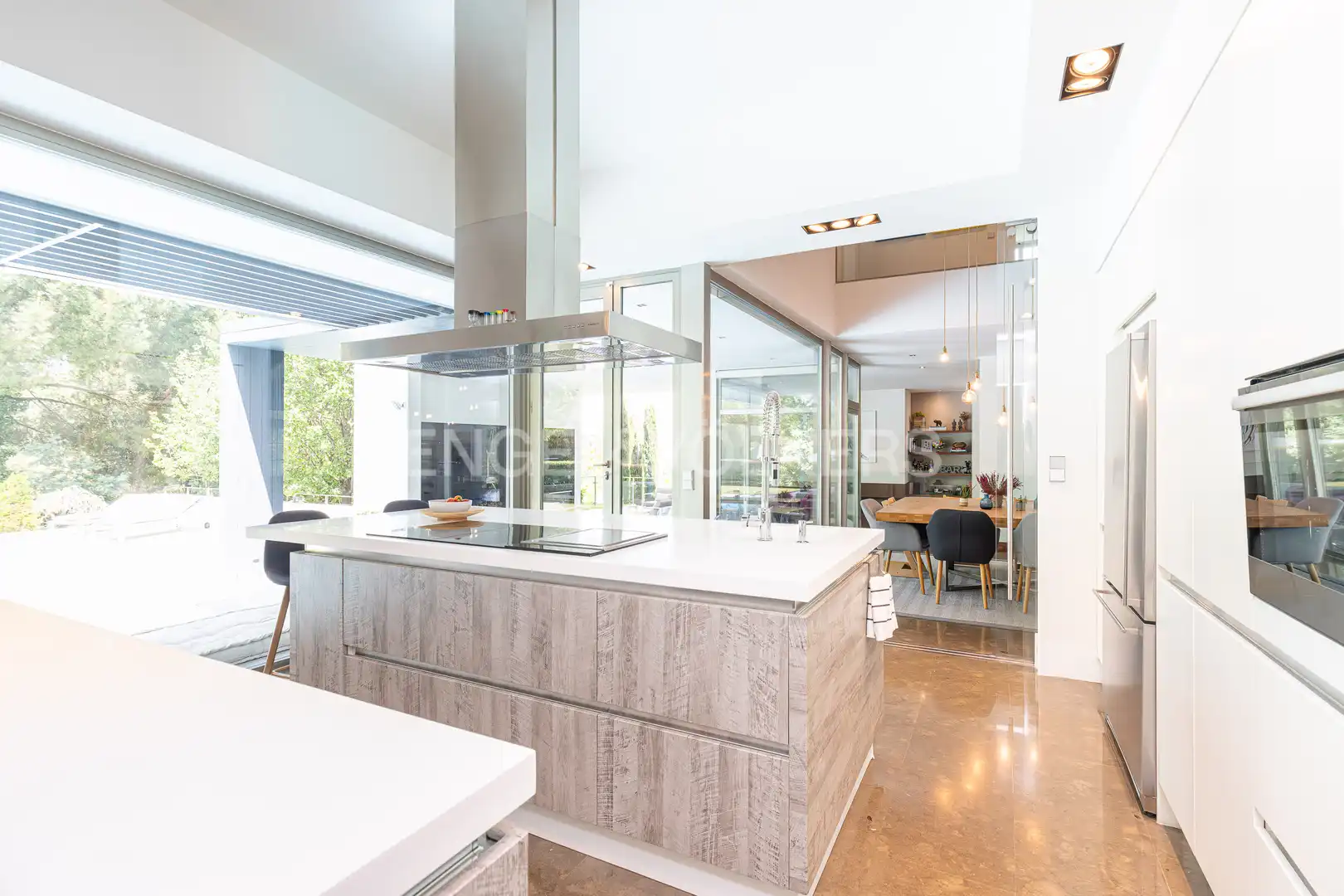 Cocina de Casa o chalet en venta en Boadilla del Monte con Aire acondicionado, Calefacción y Jardín privado