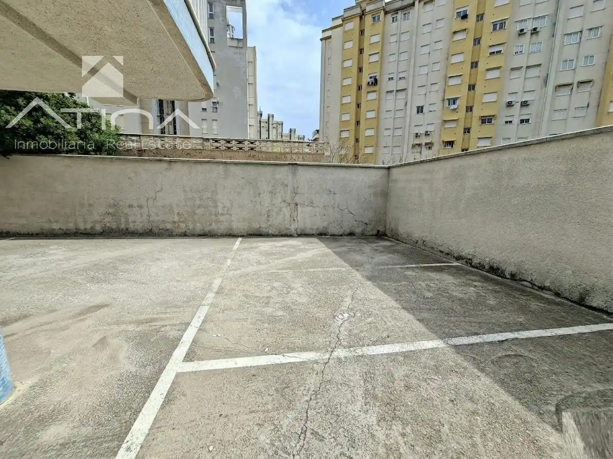 Parking de Ático en venta en Gandia con Jardín privado, Terraza y Trastero