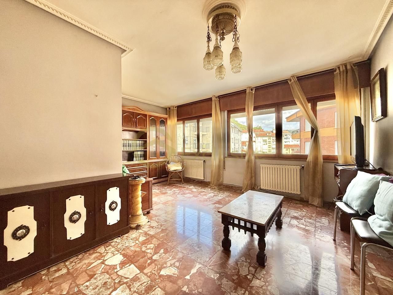 Living room of Flat for sale in Pravia  with Heating, Parquet flooring and Terrace