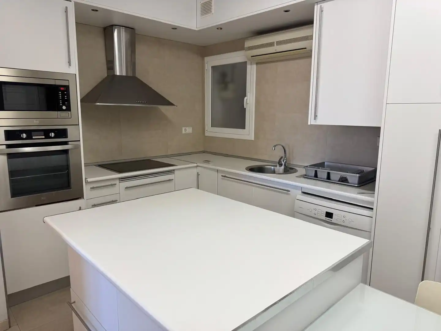 Flat for sale in Instituts - Universitat