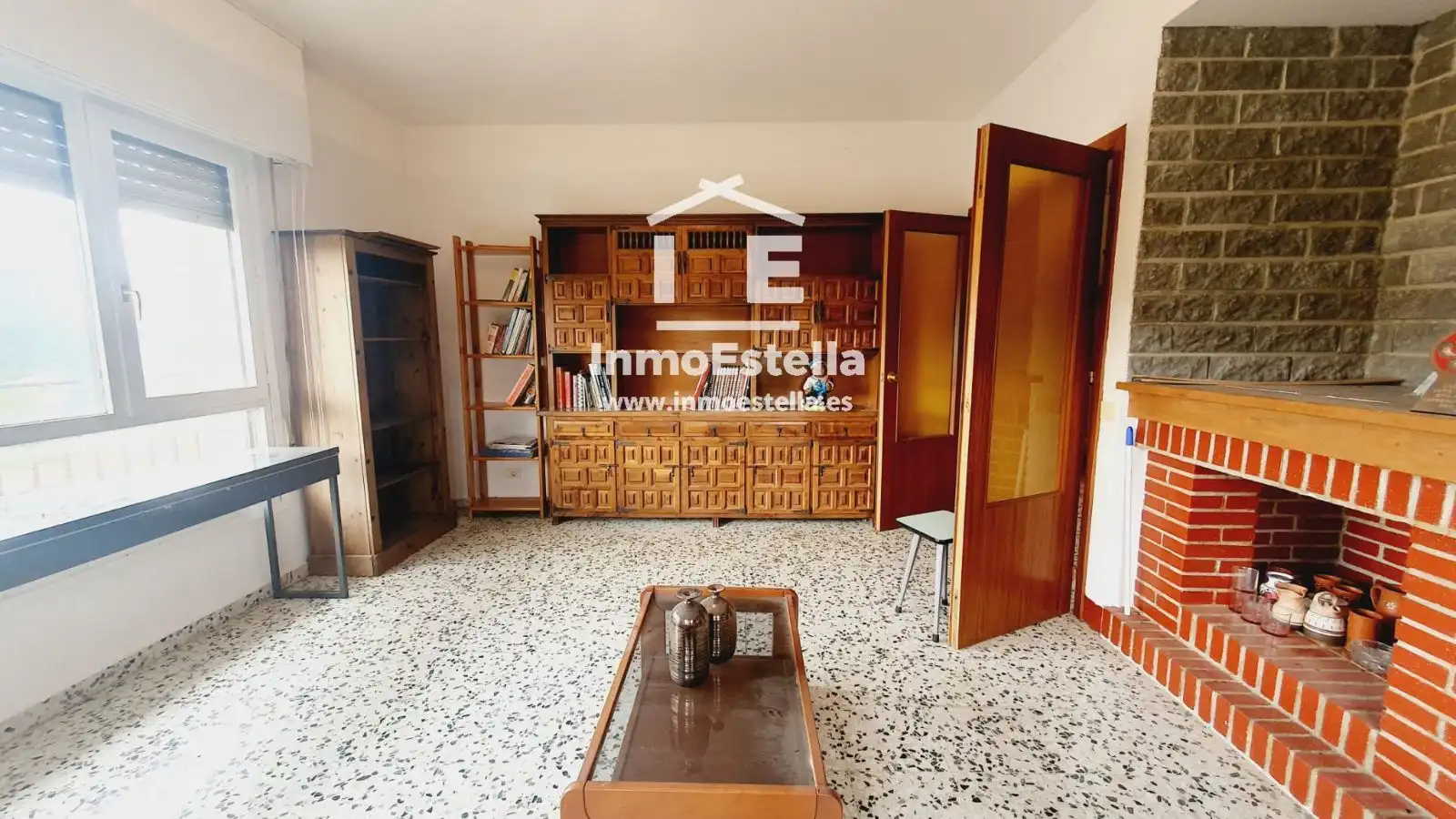 Sala d'estar de Pis en venda en Améscoa Baja amb Calefacció i Terrassa