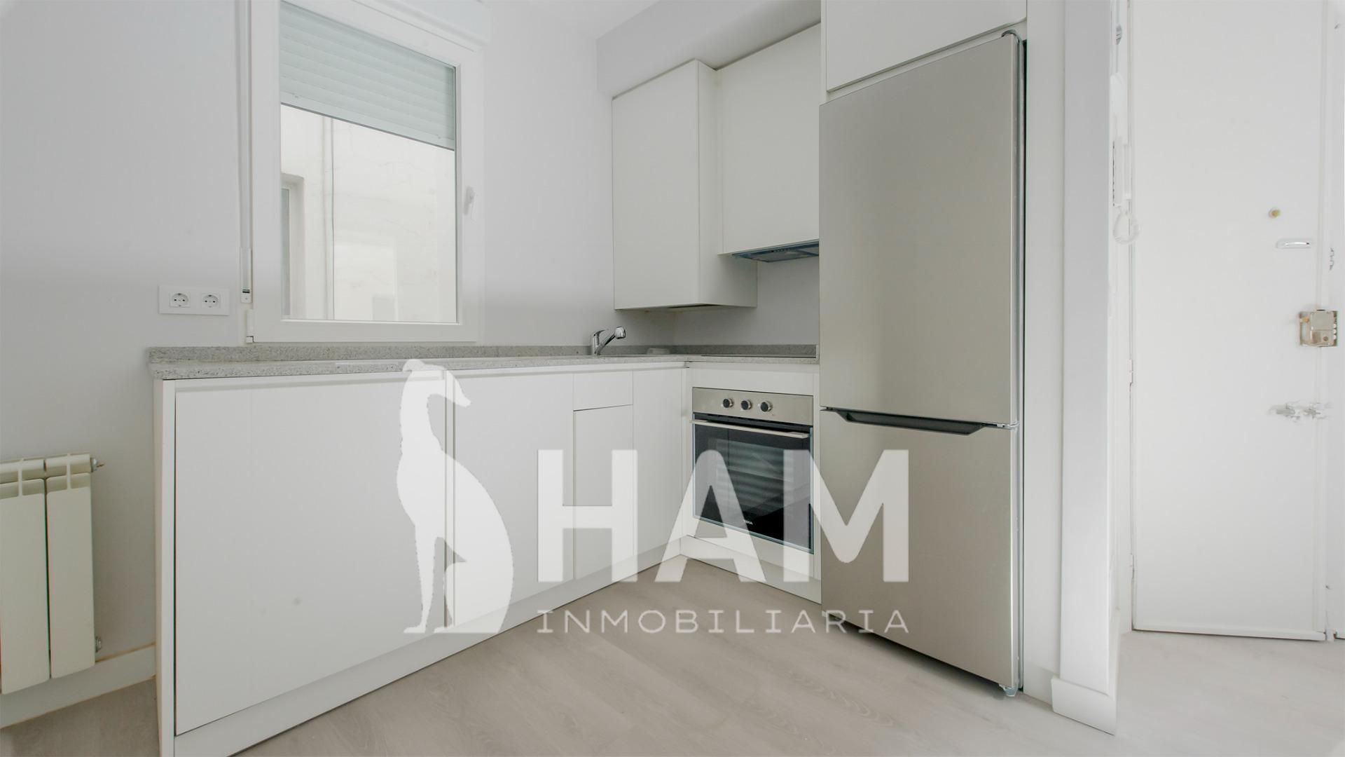 Cuina de Apartament en venda en  Madrid Capital amb Aire condicionat i Calefacció