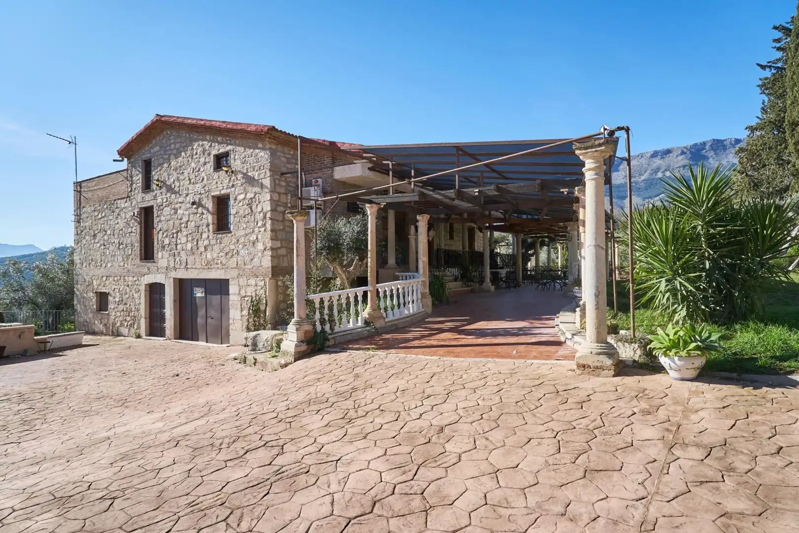 Vista exterior de Finca rústica en venda en Jaén amb Aire condicionat, Calefacció i Jardí privat
