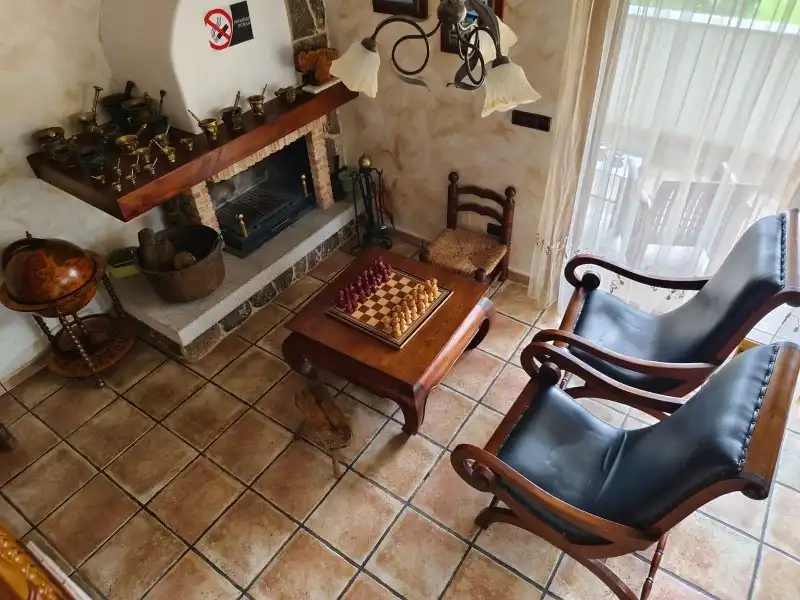 Sala de estar de Casa o chalet en venta en Bustarviejo con Calefacción, Parquet y Terraza
