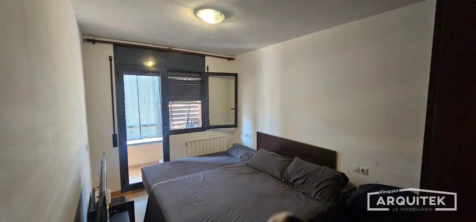 Bedroom of Apartments for sale in Lleida  with Air Conditioner, Heating and Parquet flooring