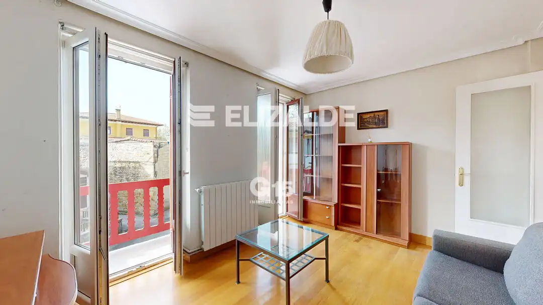 Vista exterior de Piso en venta en Errenteria con Calefacción, Jardín privado y Balcón