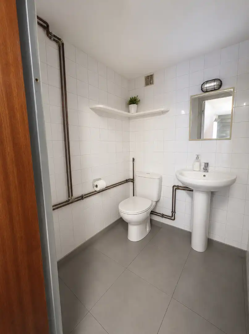 Badezimmer von Geschaftsraum zur Miete in Castellar del Vallès