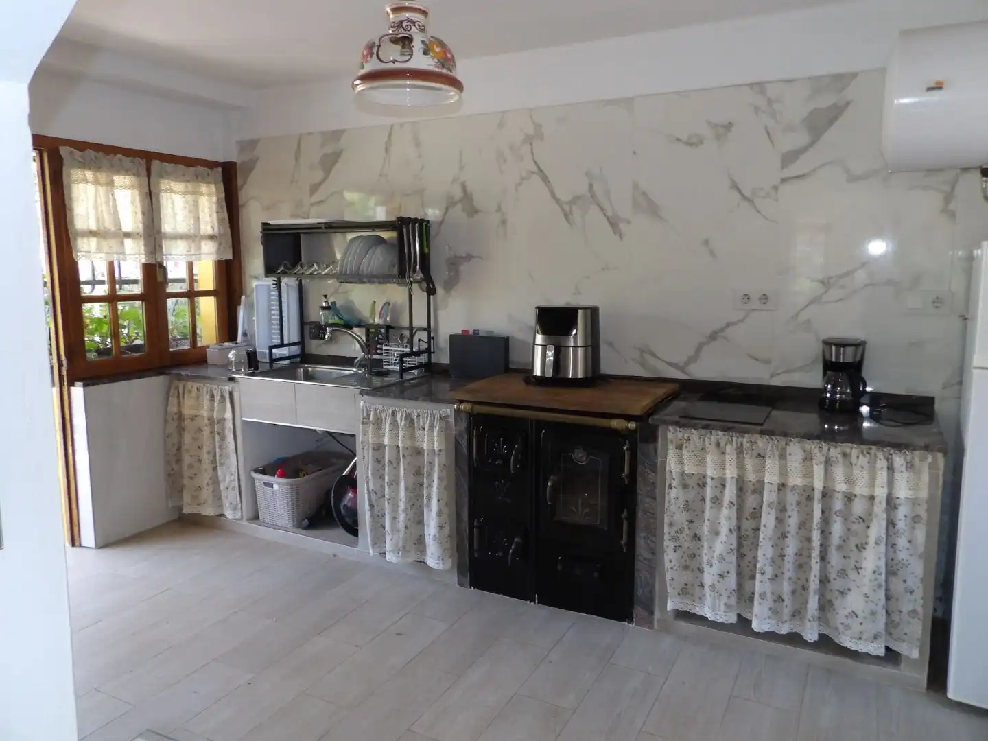 Cuina de Casa o xalet de lloguer en Valdés - Luarca amb Calefacció, Jardí privat i Parquet