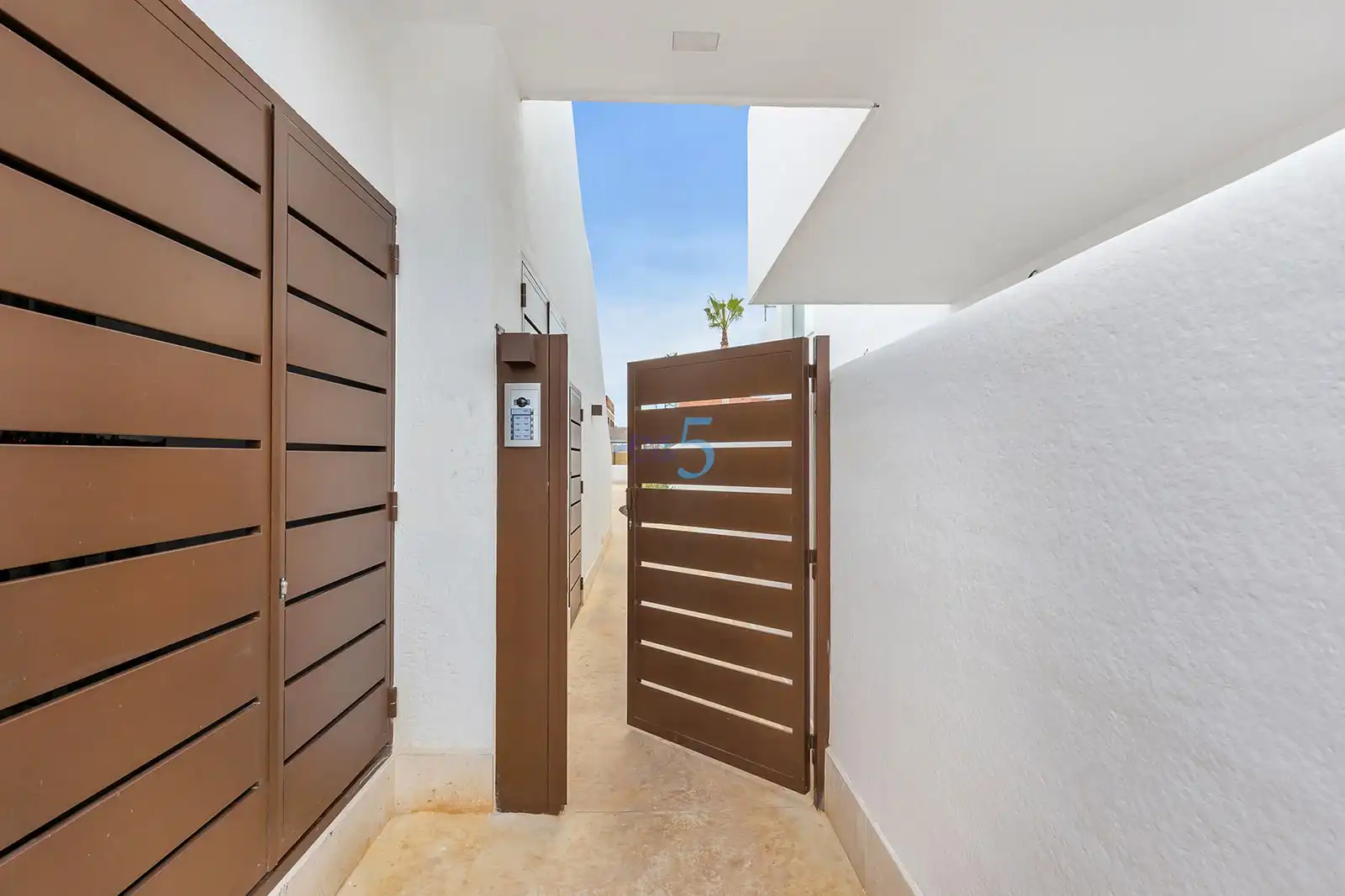 Ático con piscina en venta en Las Lomas de Rame - Bahía Bella, imagen 2