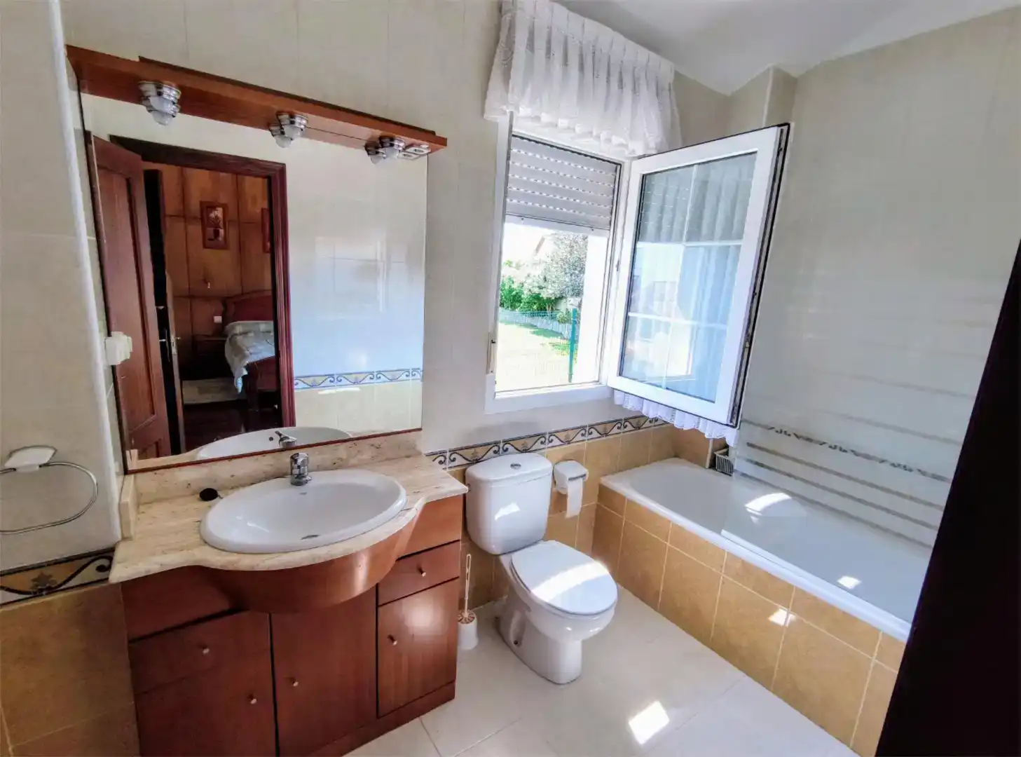 Bathroom of Flat for sale in Argoños   with Private garden, Parquet flooring and Furnished