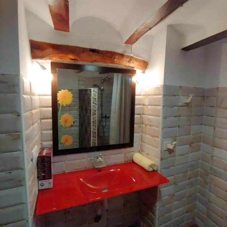 Baño de Casa o chalet de alquiler en Navarrés con Terraza
