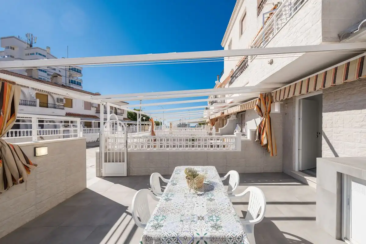 Casa pareada con terraza en venta en Calle Biar, imagen 25