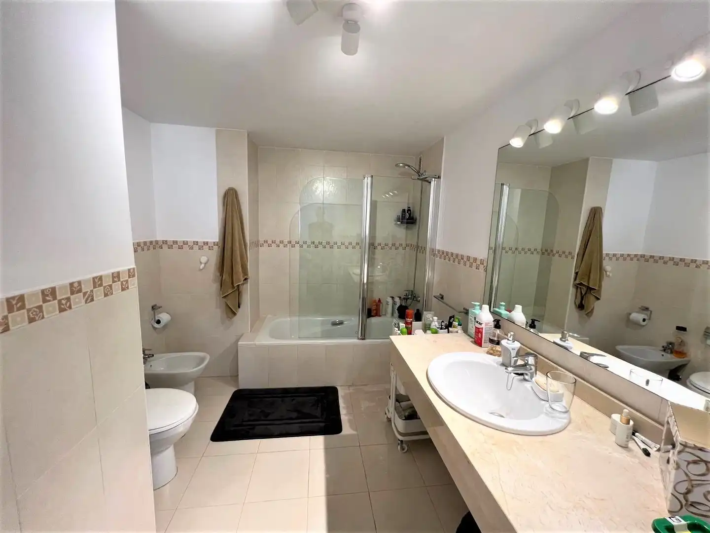 Apartamento con piscina en venta en Calahonda, imagen 11