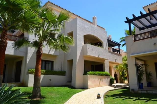 Apartamento en Venta en Puerto Banús