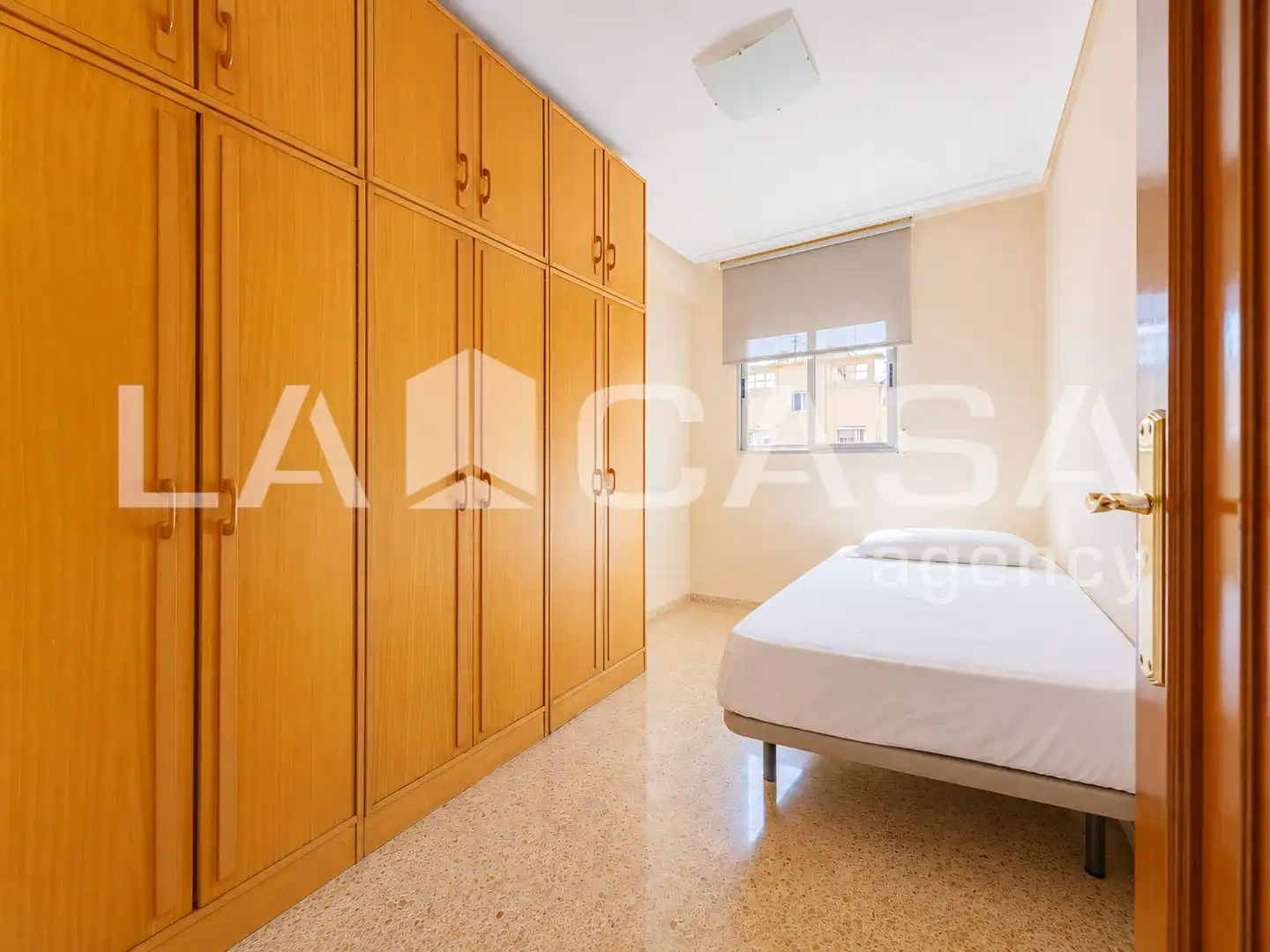 Habitación de Piso en venta en Valencia con Balcón