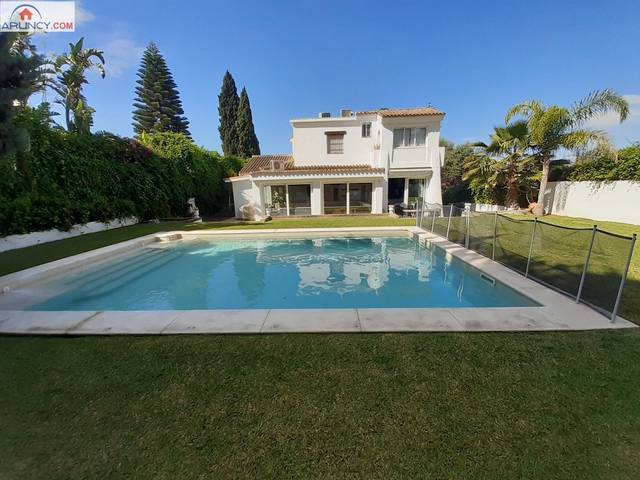 Piso en Alquiler en Cerros de Montequinto