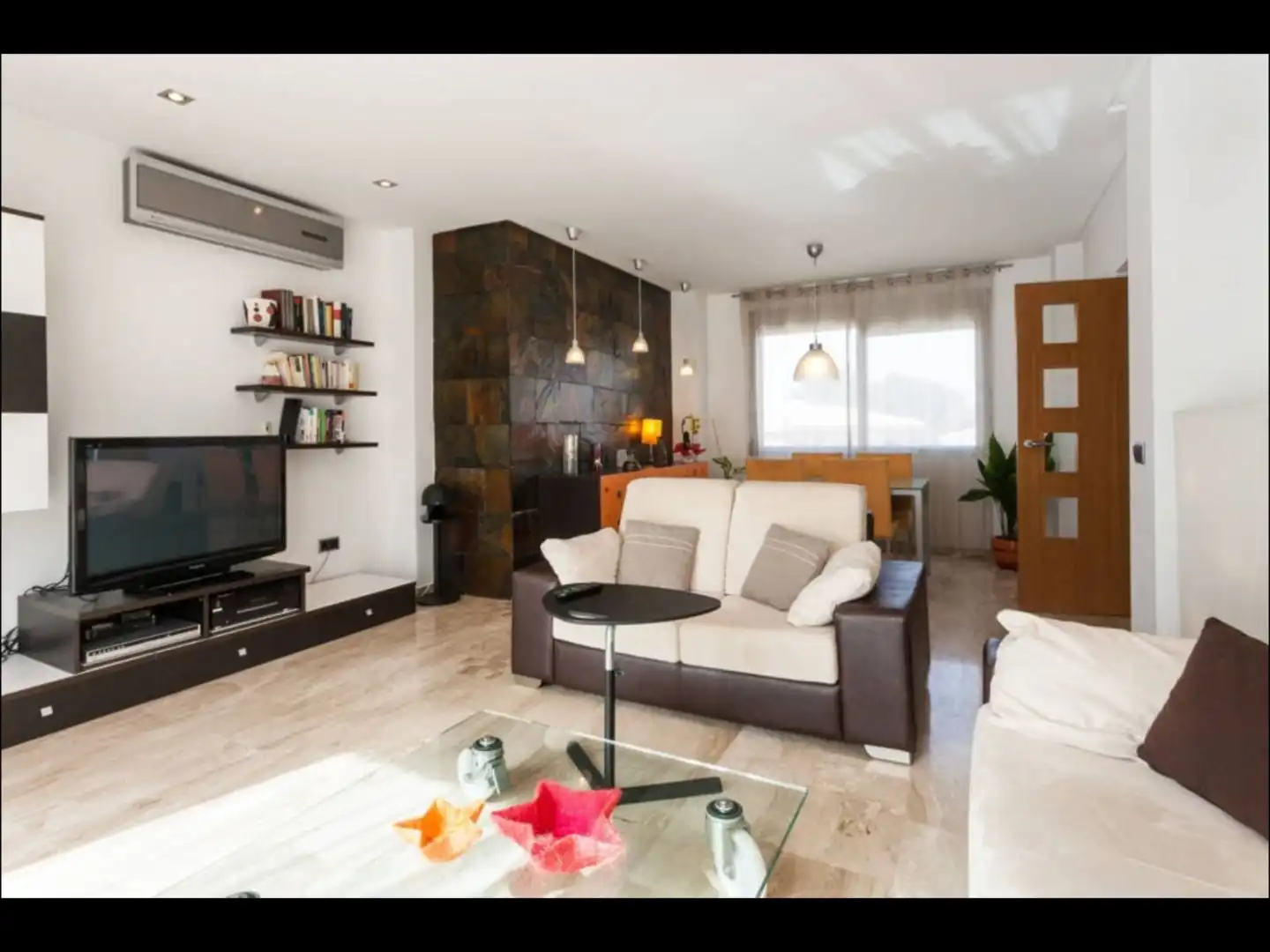 Living room of Houses for rent in Chiva  with Air Conditioner, Heating and Terrace
