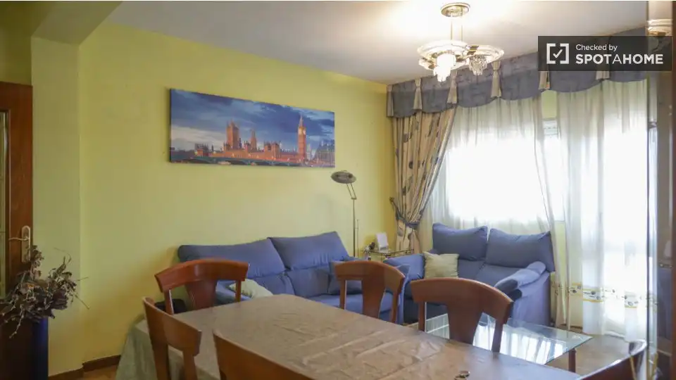 Sala de estar de Piso de alquiler en Alcalá de Henares con Aire acondicionado, Calefacción y Amueblado