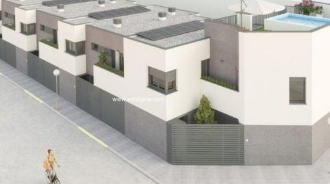 Foto 3 de Casa adosada en venda a Carrer de Narcís Monturiol, Balaguer, Lleida