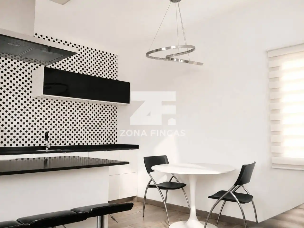 Kitchen of Flat for sale in Badalona  with Heating, Parquet flooring and Terrace