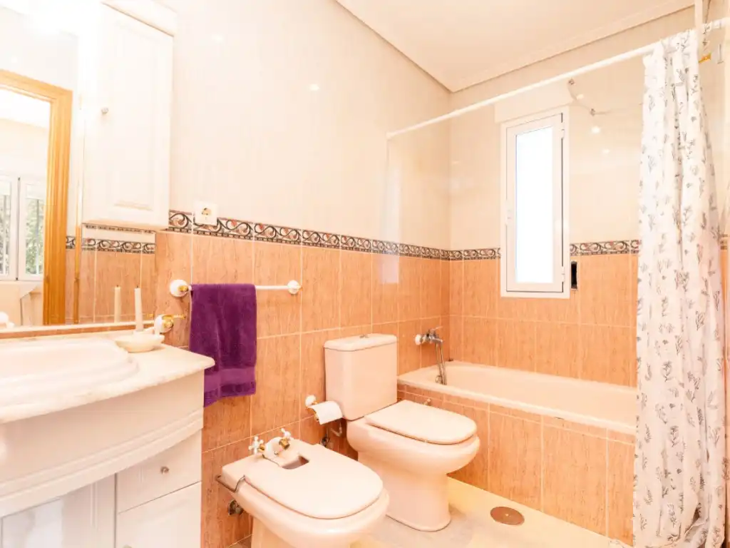 Baño de Casa o chalet en venta en Galapagar con Jardín privado, Terraza y Trastero