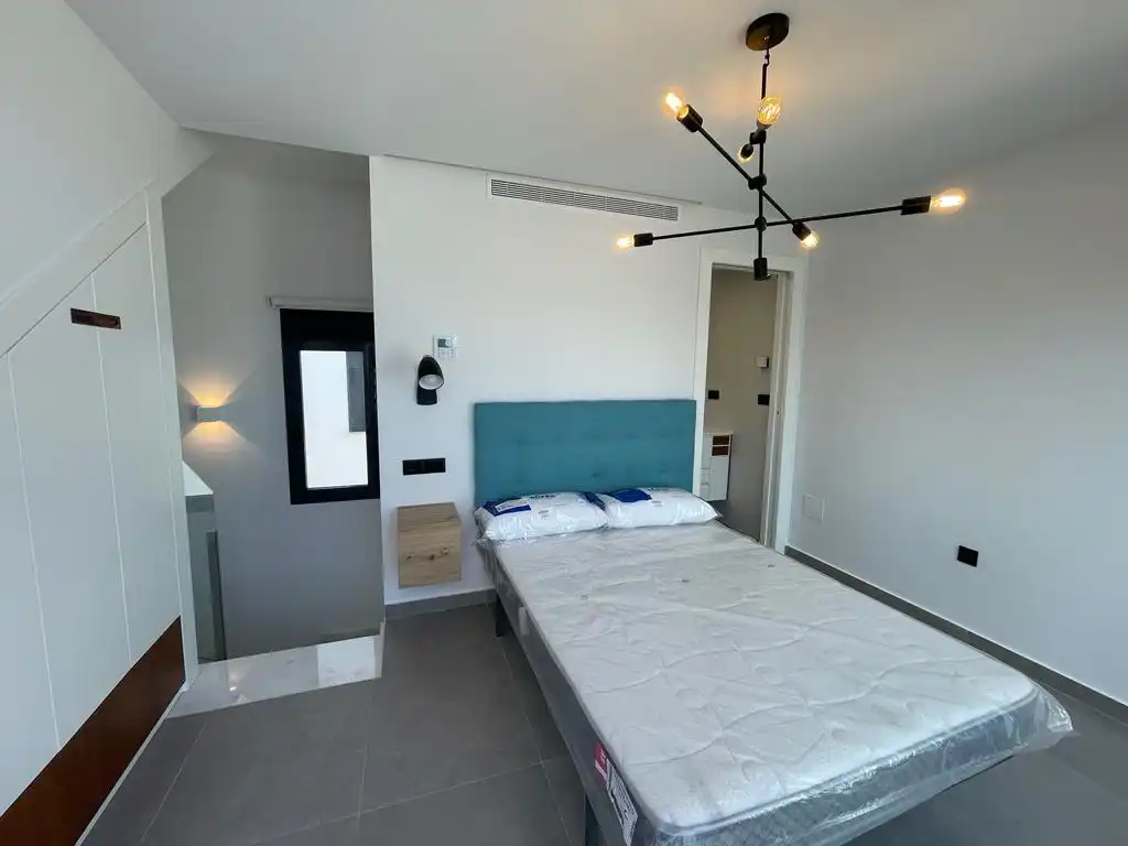 Adosado con terraza en venta en Carrer Carcaixent, imagen 18