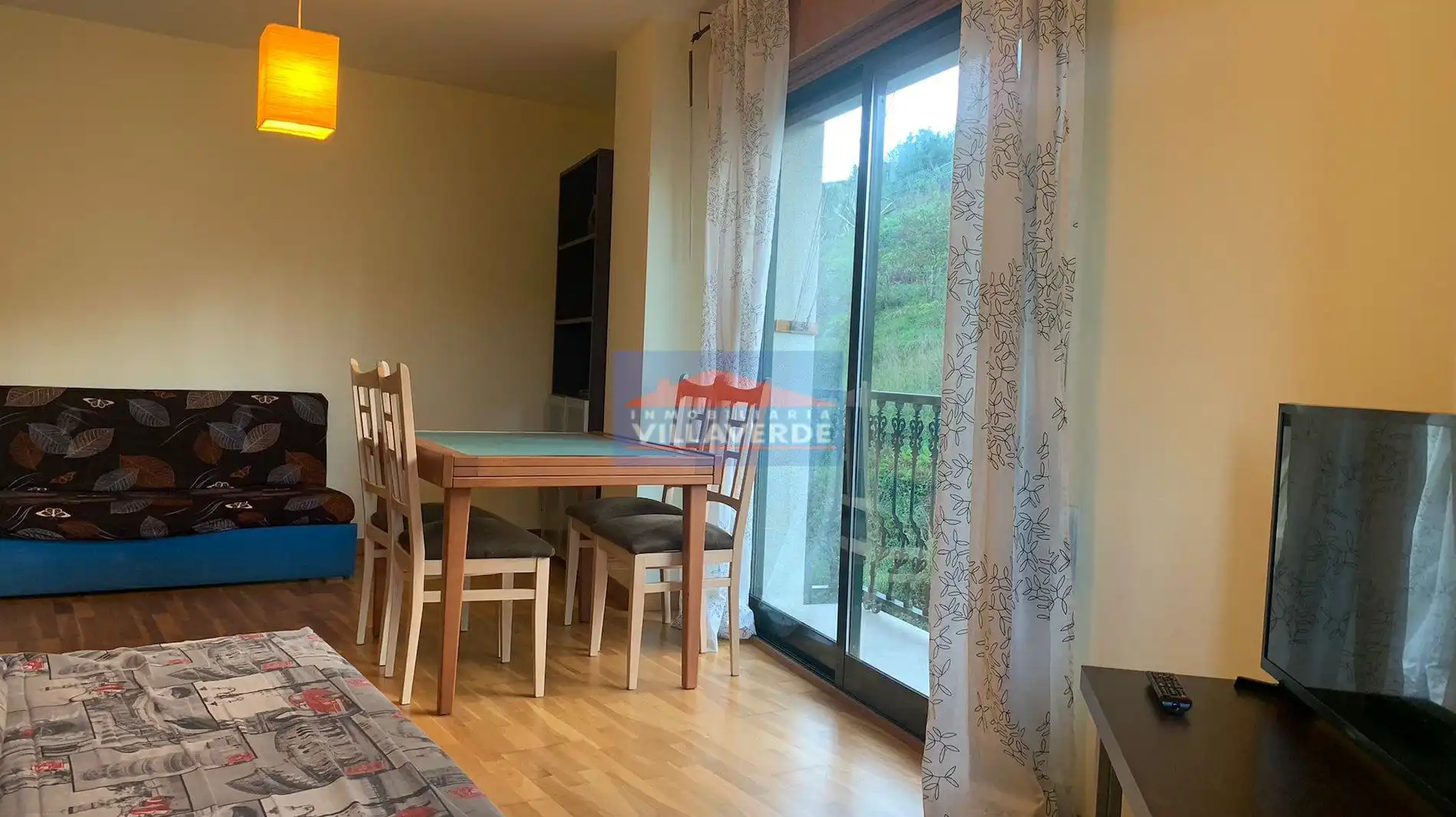 Dining room of Flat for rent in Cangas   with Furnished, TV and Balcony