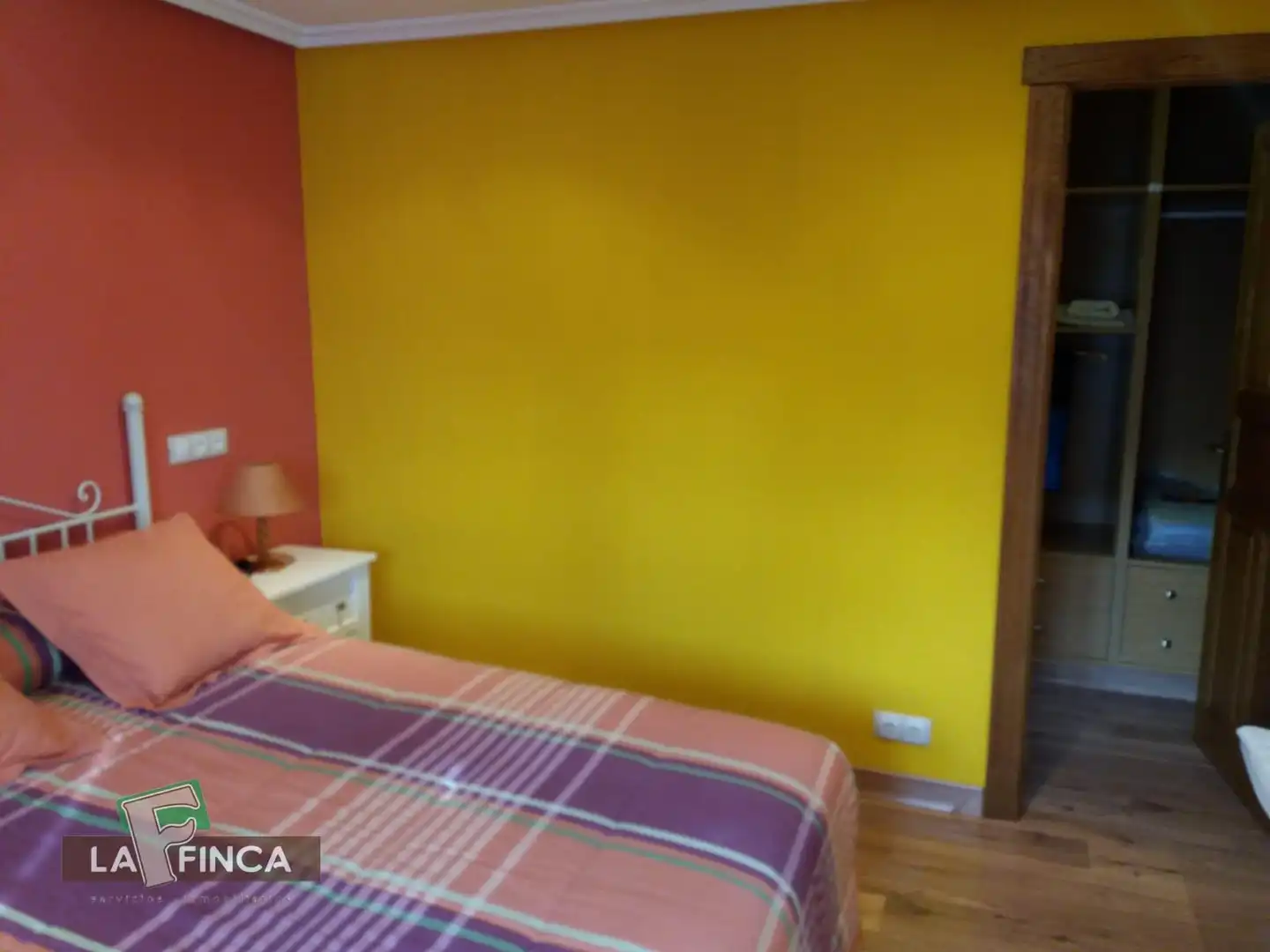 Bedroom of Houses for sale in Cangas del Narcea  with Terrace and Furnished