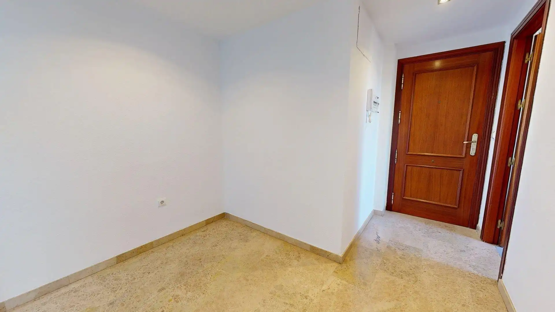 Wohnung zum Verkauf in Córdoba mit Klimaanlage, Heizung und Abstellraum