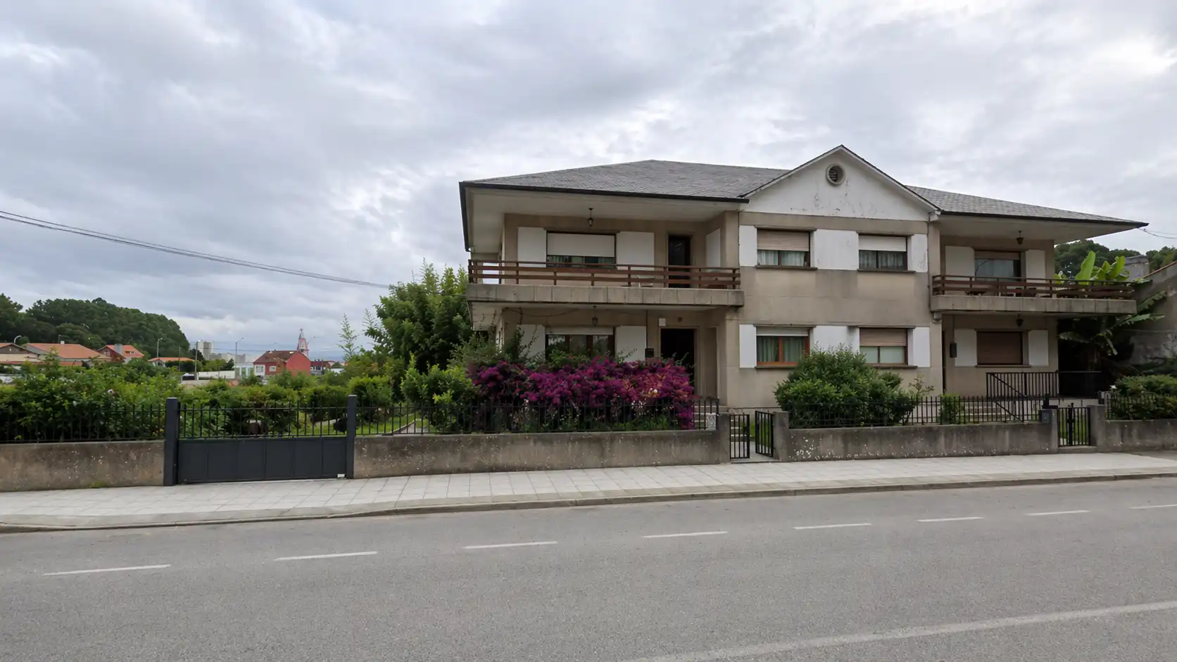 Wohnbaugrundstück zum Verkauf in Avenida DE CAMBADOS, imagen 4