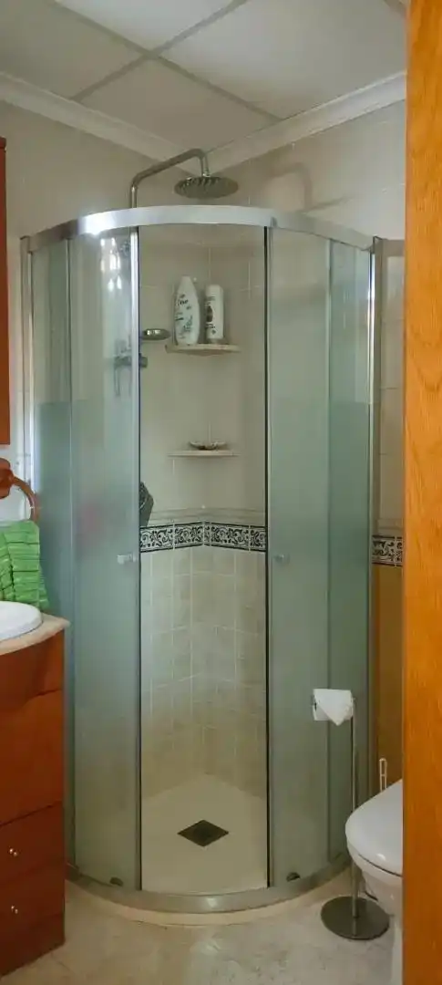 Baño de Piso en venta en Benicarló con Aire acondicionado, Trastero y Amueblado