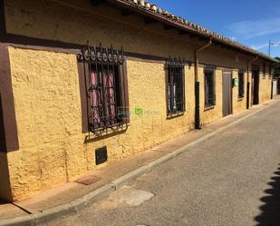 Vista exterior de Finca rústica en venda en Villaobispo de Otero