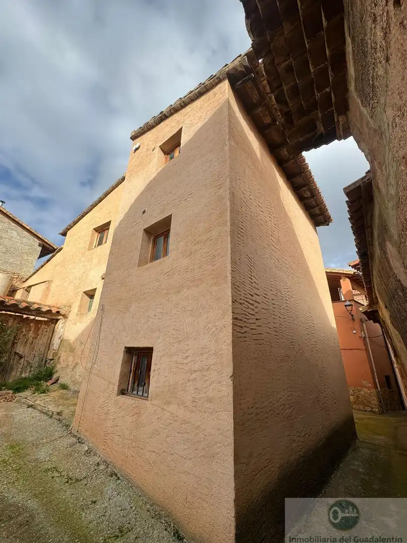 Vista exterior de Casa o chalet en venta en Puebla de San Miguel, Valencia