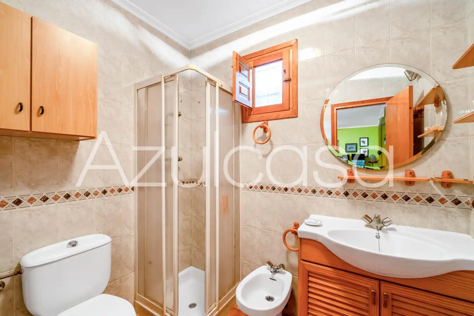 Bany de Casa o xalet en venda en Alicante / Alacant amb Aire condicionat, Jardí privat i Terrassa