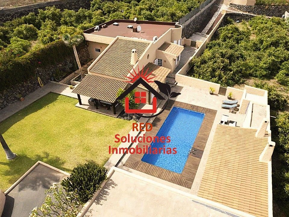 Vista exterior de Casa o xalet en venda en Arafo amb Aire condicionat, Calefacció i Jardí privat