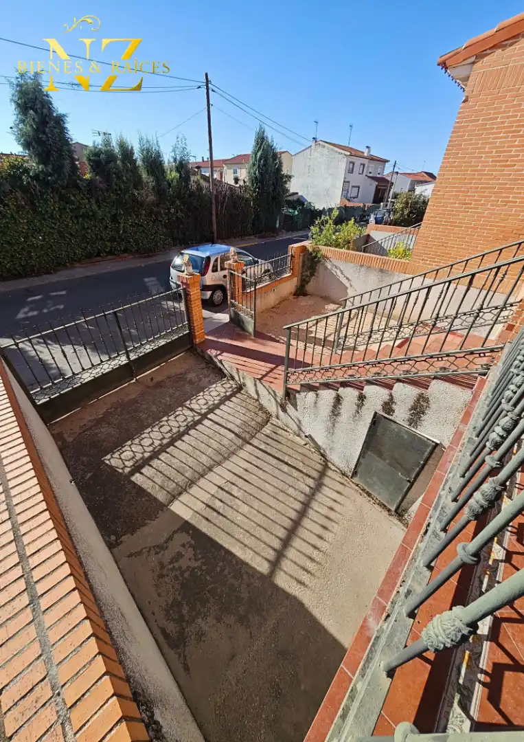Detached house with terrace for sale in Calle Zurbarán, imagen 2