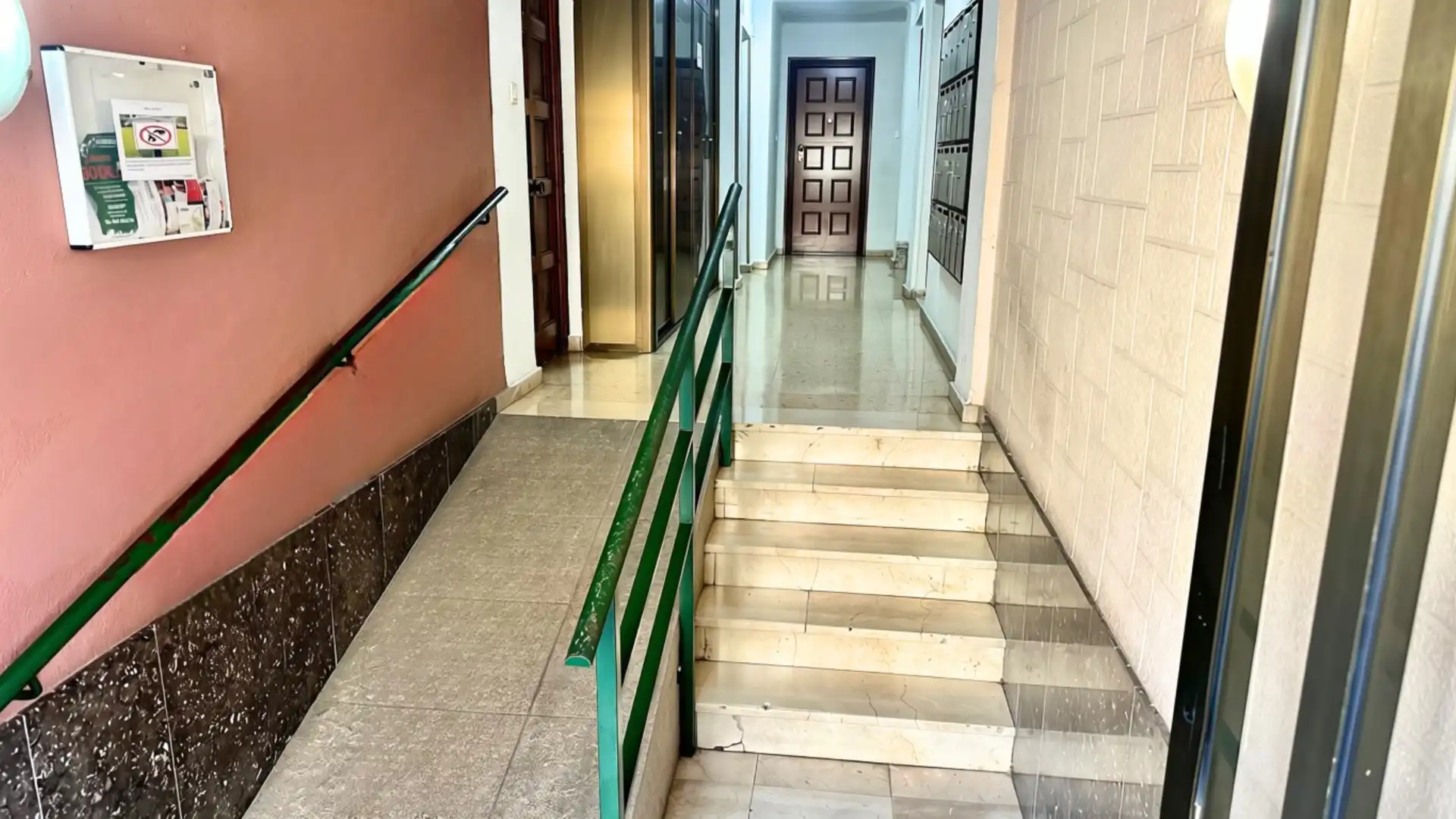 Piso en venta en Valencia con Aire acondicionado y Amueblado