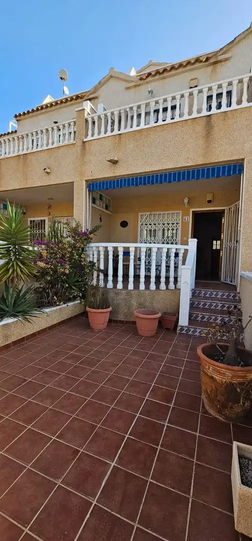 Terraza de Dúplex en venta en Orihuela con Terraza, Piscina y Amueblado