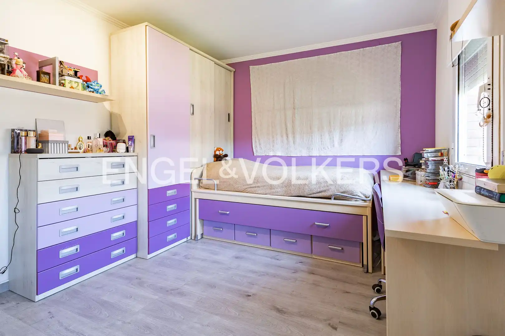 Bedroom of Houses for sale in Badalona  with Air Conditioner, Heating and Private garden