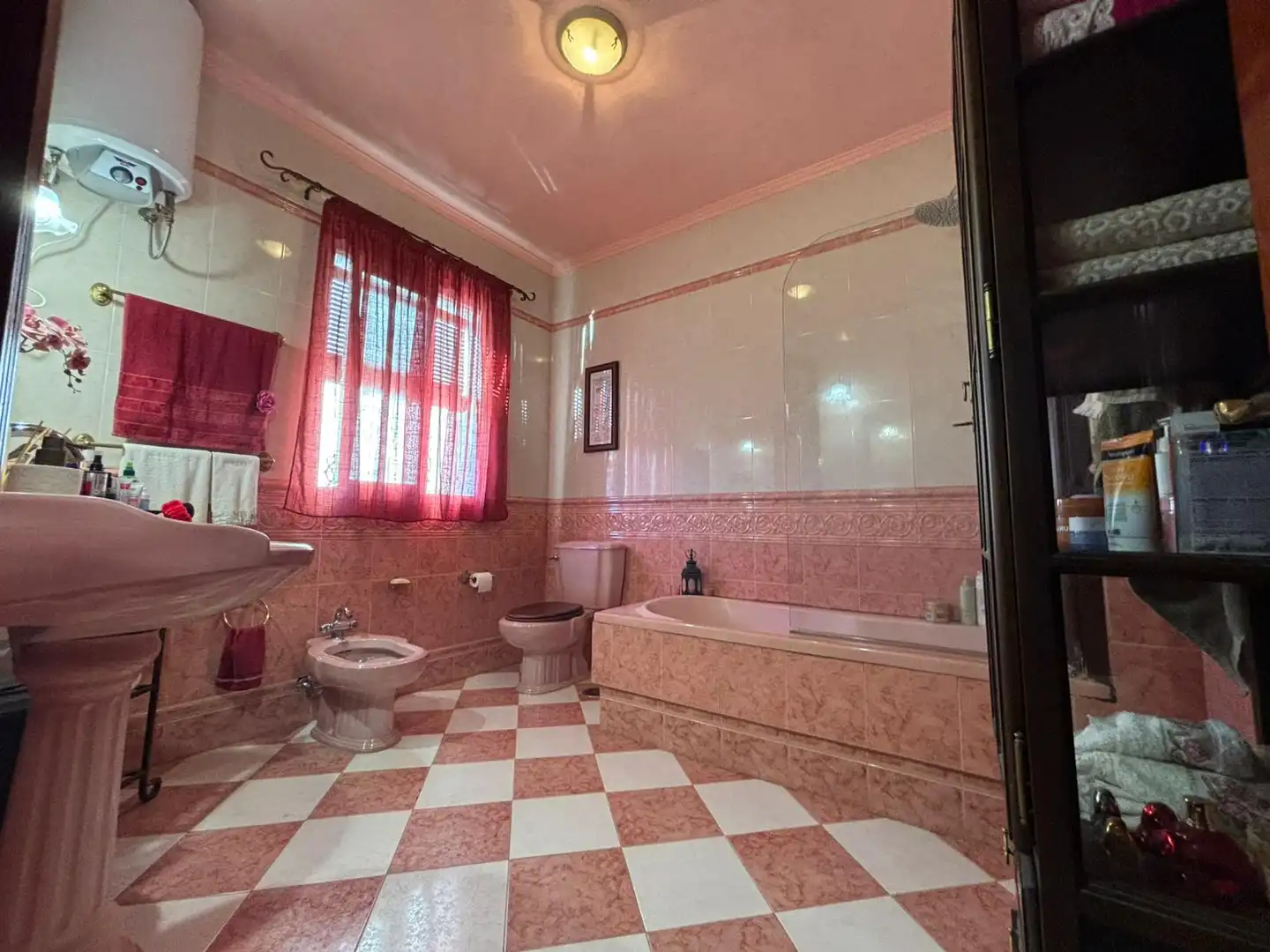 Bany de Casa o xalet en venda en Dos Hermanas amb Balcó