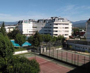 Vista exterior de Pis en venda en Collado Villalba amb Terrassa i Piscina