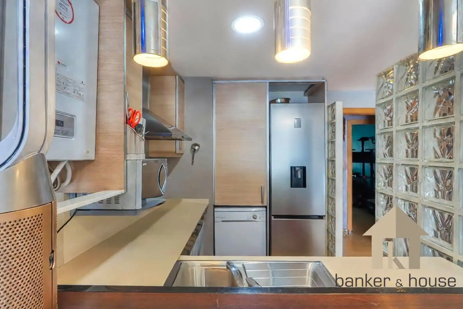 Kitchen of Flat for sale in Cerdanyola del Vallès  with Air Conditioner, Heating and Terrace