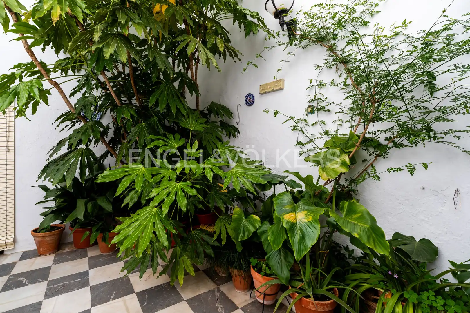 Houses for sale in Grazalema  with Air Conditioner, Heating and Storage room