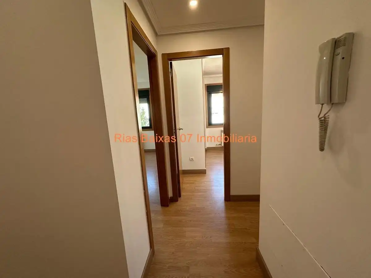 Piso en venta en Vigo  con Calefacción y Balcón