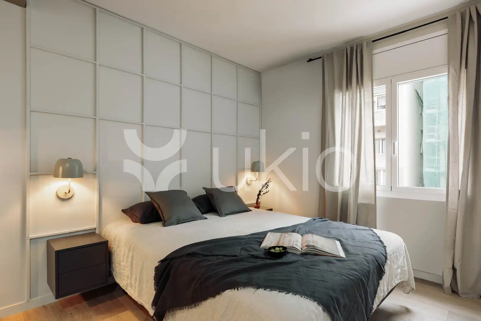 Bedroom of Apartments for rent in Barcelona  with Air Conditioner, Heating and Terrace